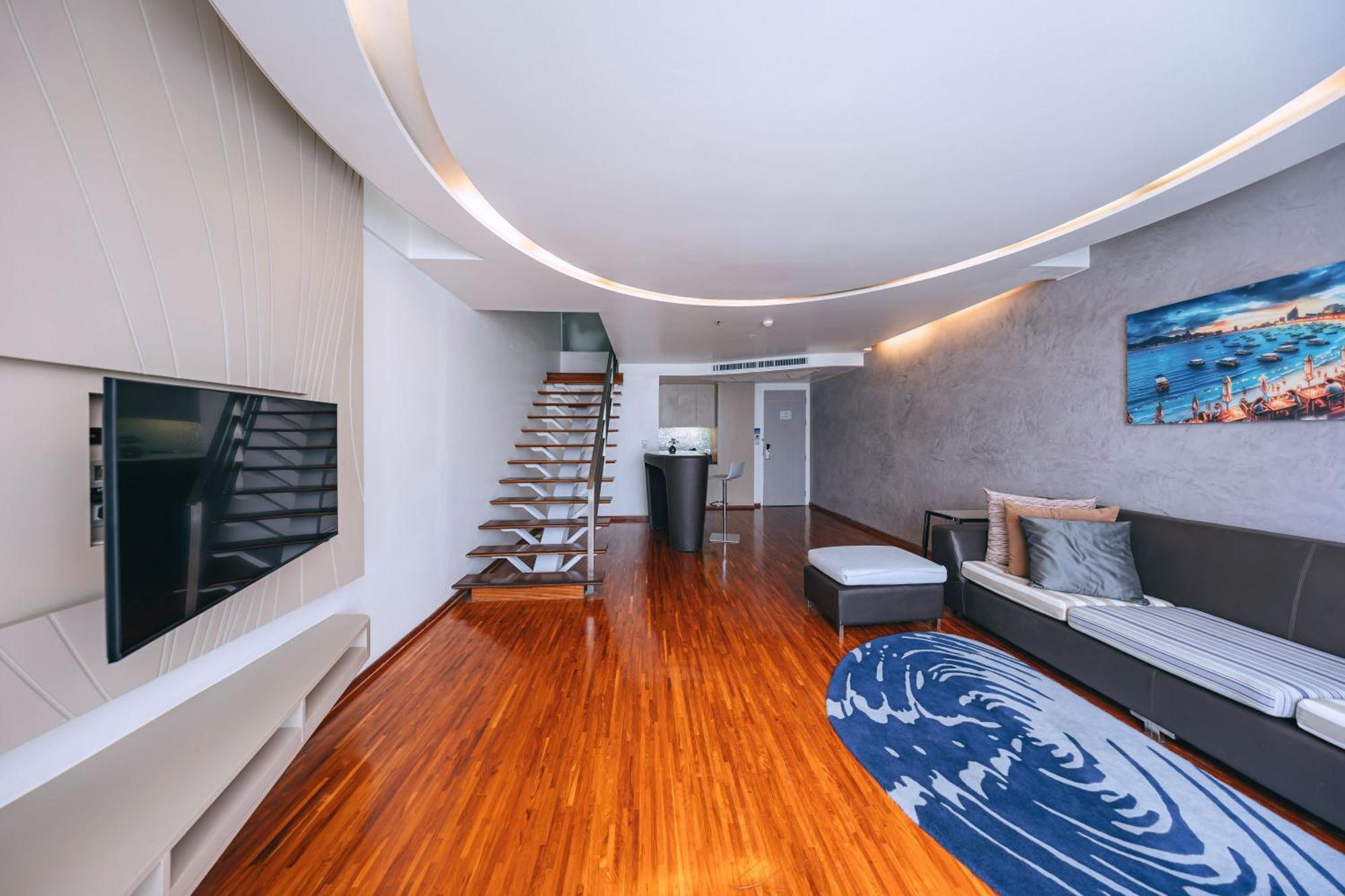Hotel Baraquda Heeton Pattaya By Compass Hospitality Kültér fotó