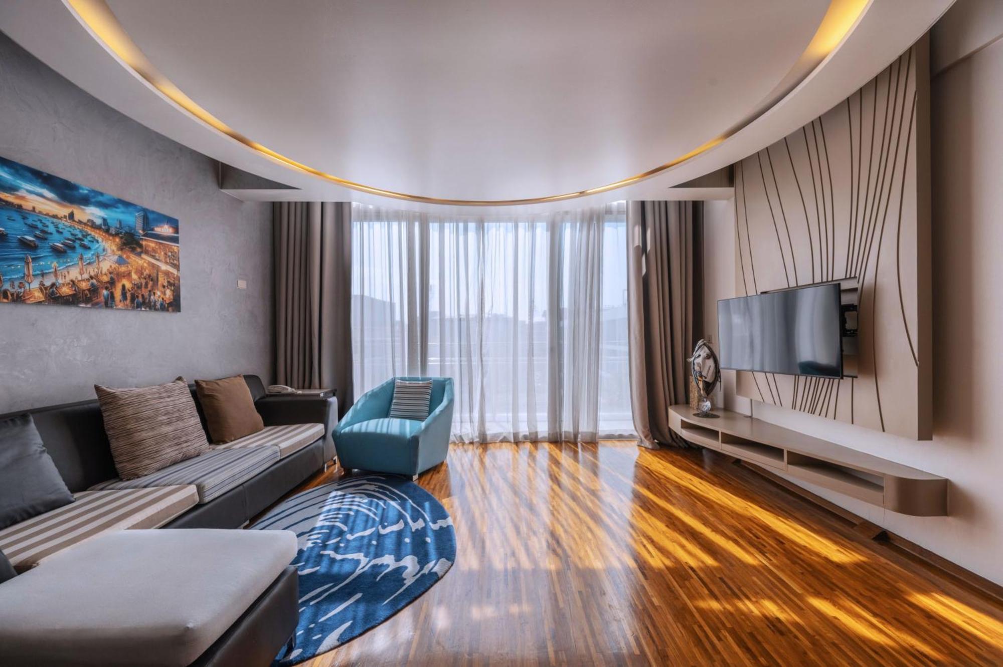 Hotel Baraquda Heeton Pattaya By Compass Hospitality Szoba fotó