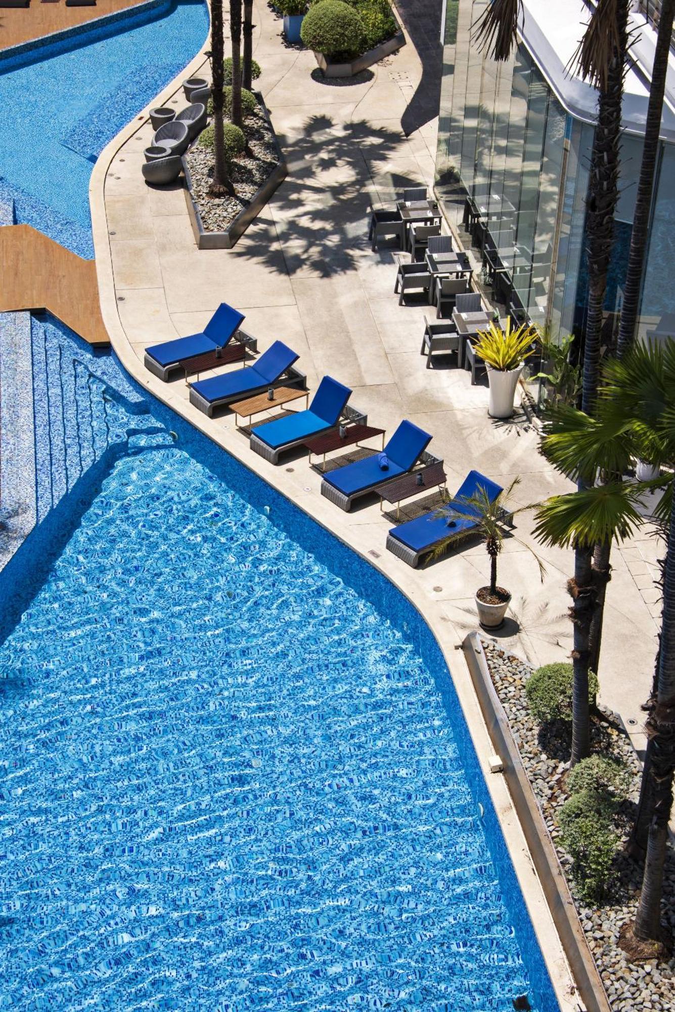Hotel Baraquda Heeton Pattaya By Compass Hospitality Kültér fotó