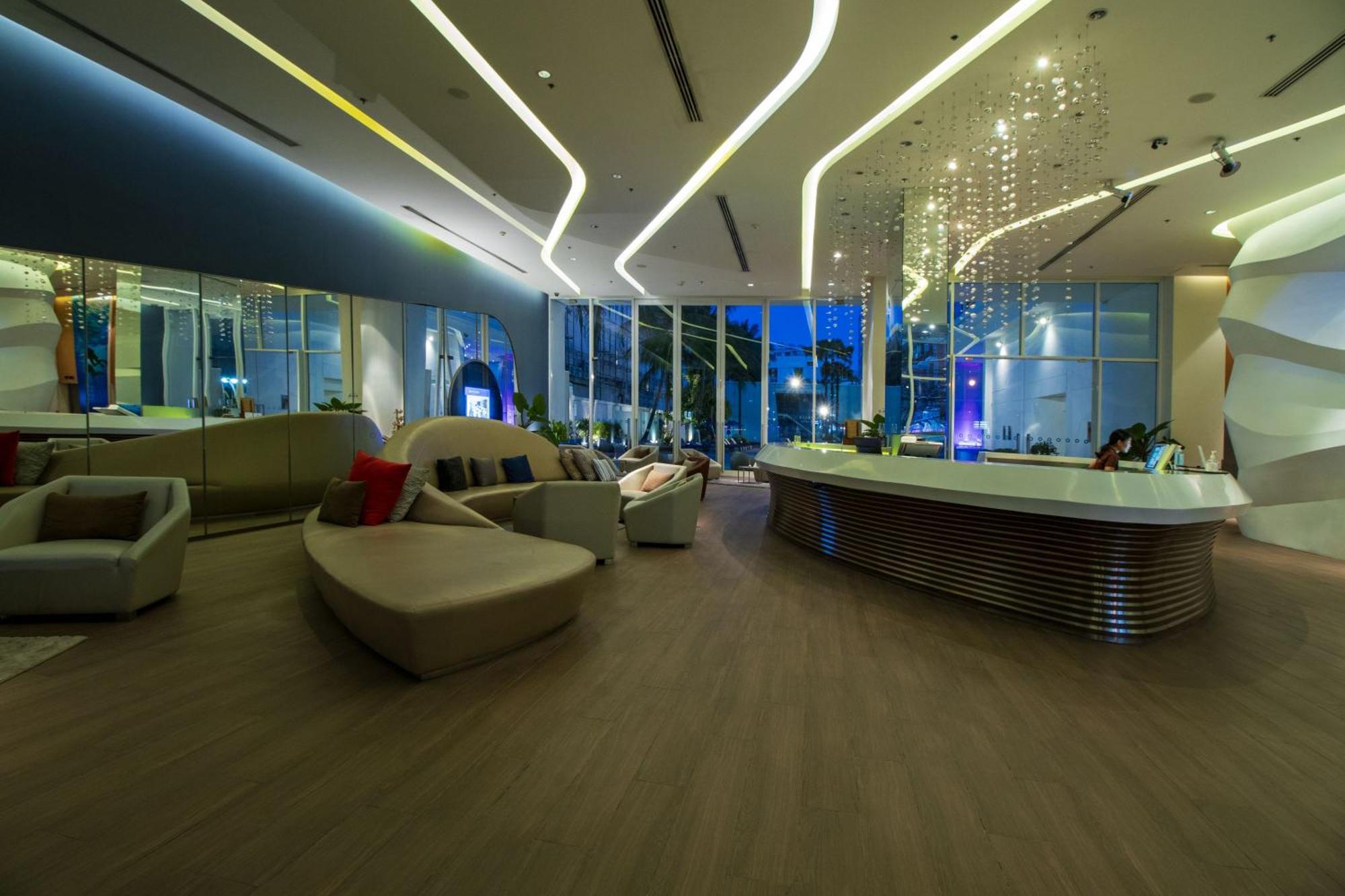 Hotel Baraquda Heeton Pattaya By Compass Hospitality Kültér fotó